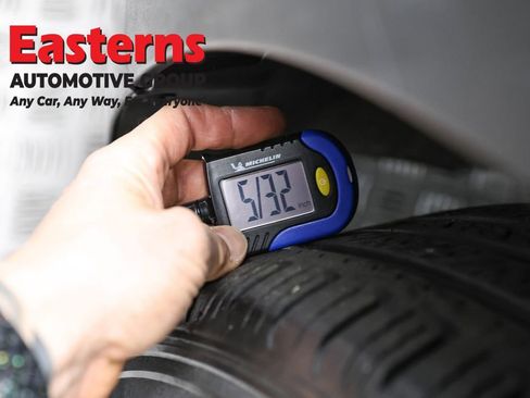 Used 2016 Ford Explorer FWD image 27