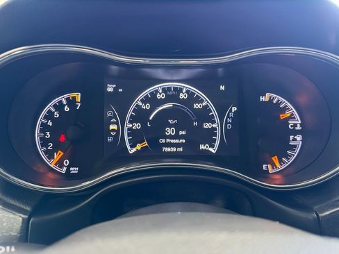 Used 2018 Jeep Grand Cherokee Altitude AWD/4WD image 30