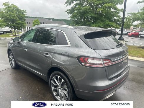 Used 2023 Lincoln Nautilus Reserve AWD/4WD image 7