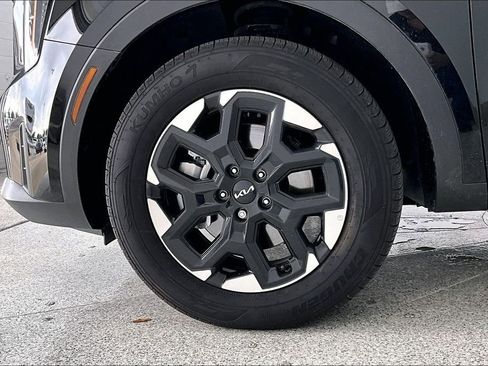 Used 2026 Kia Sorento S image 12