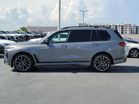 Used 2024 BMW X7 M60i w/ Executive Package AWD/4WD image 3