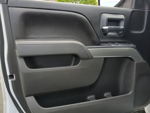 Used 2016 Chevrolet Silverado 1500 LT AWD/4WD image 18