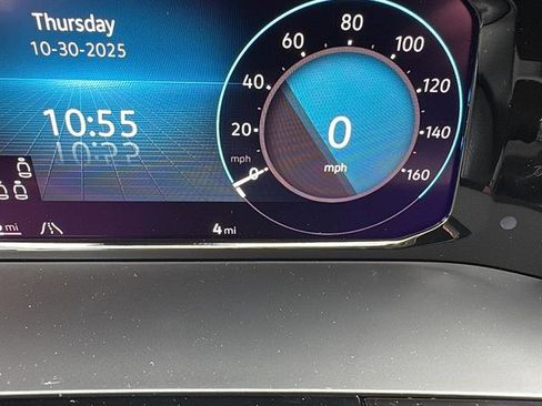 New 2026 Volkswagen Atlas SE image 16