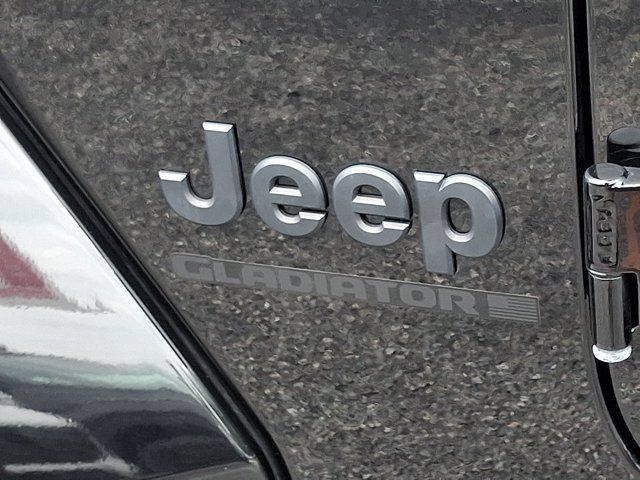 Certified 2023 Jeep Gladiator Sport AWD/4WD image 34