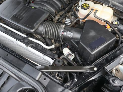 Used 2019 Chevrolet Silverado 1500 LT Trail Boss image 14