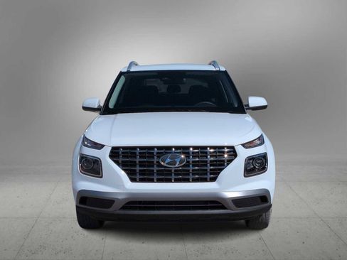 Certified 2026 Hyundai Venue SEL image 3
