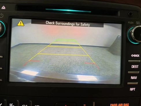 Used 2016 Buick Enclave Leather w/ Trailering Package FWD image 13