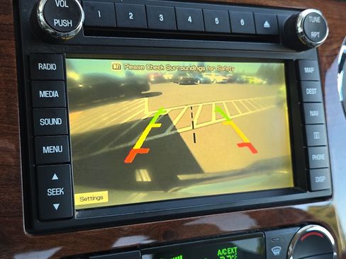 Used 2010 Ford F250 Cabela's AWD/4WD image 19