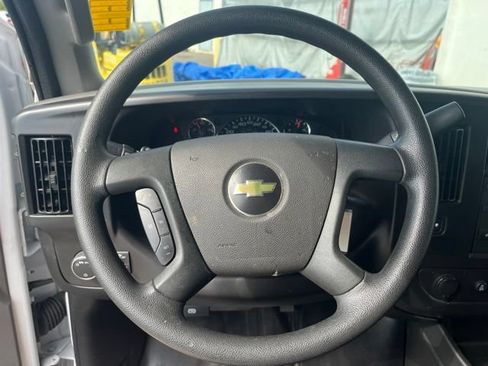 Used 2025 Chevrolet Express 2500 w/ Driver Convenience Package RWD image 12