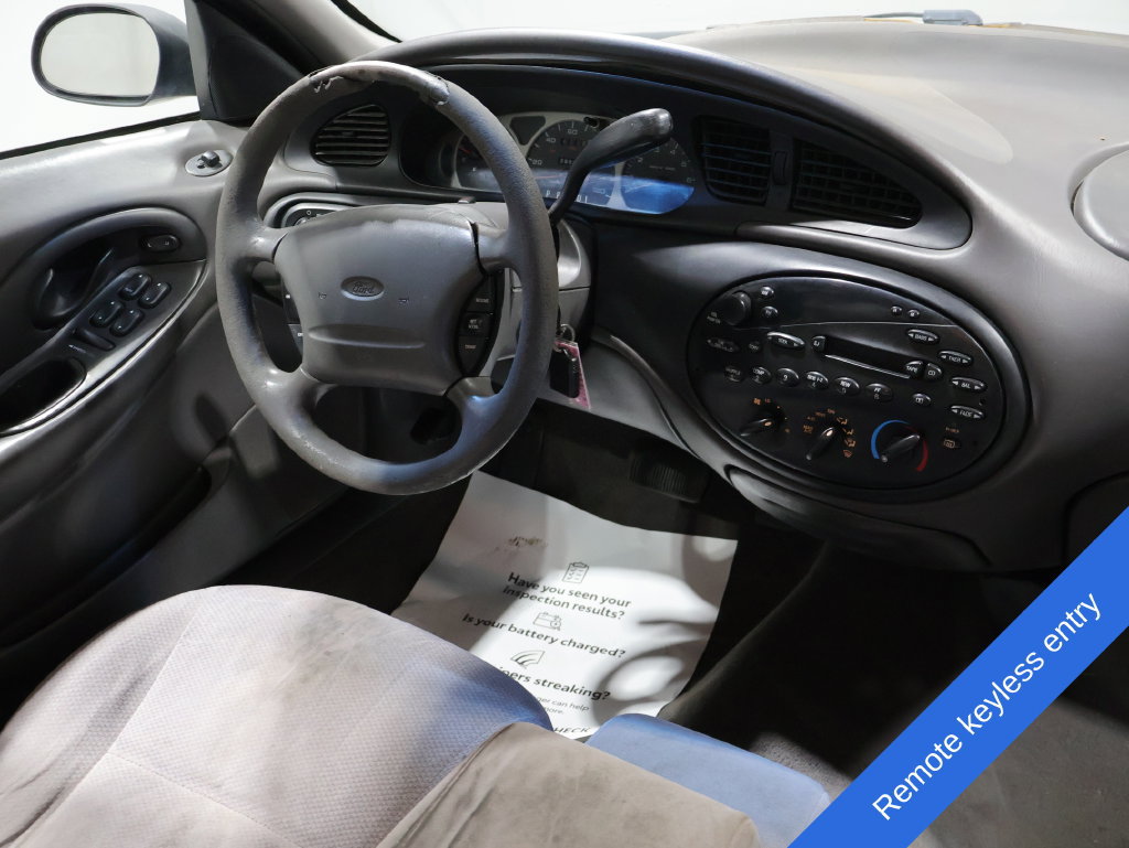 Used 1999 Ford Taurus SE FWD image 3