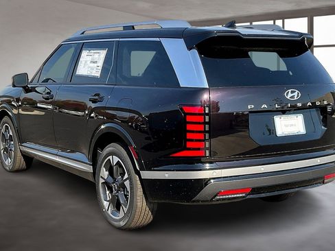 New 2026 Hyundai Palisade Limited image 3