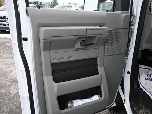 New 2025 Ford E-350 and Econoline 350 Super Duty w/ Power Equipment Group RWD image 17