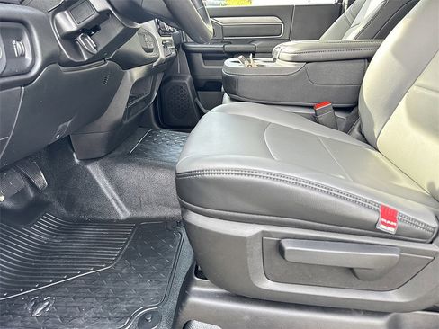 New 2026 RAM 5500 Tradesman w/ Chrome Appearance Group image 15