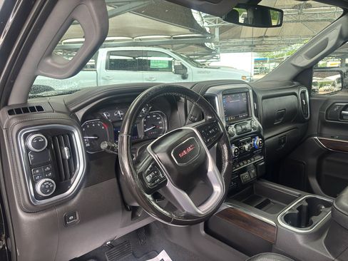 Used 2020 GMC Sierra 1500 SLT image 26
