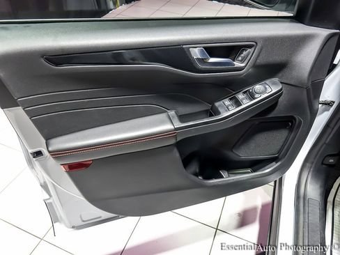 Used 2025 Ford Escape ST-Line Select image 26