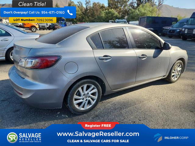 Used 2012 MAZDA MAZDA3 i Touring FWD image 4