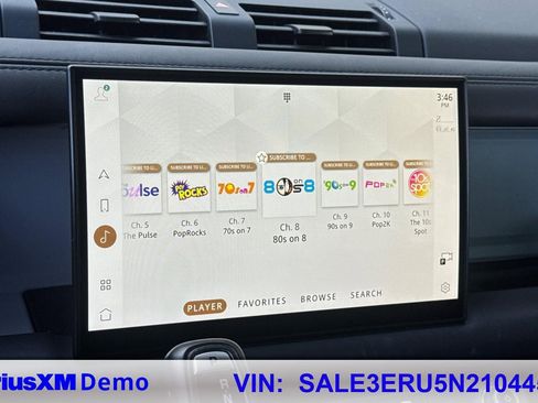 Used 2022 Land Rover Defender 110 X-Dynamic HSE AWD/4WD image 30