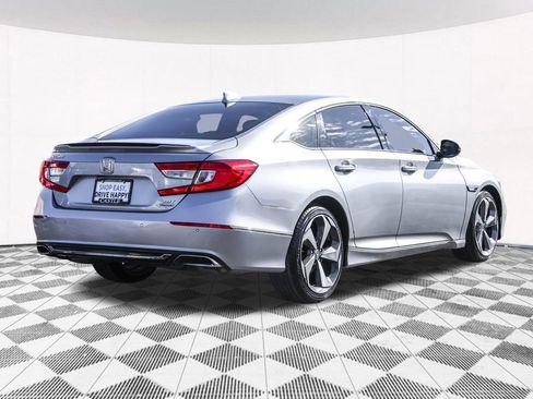 Used 2019 Honda Accord Touring image 13