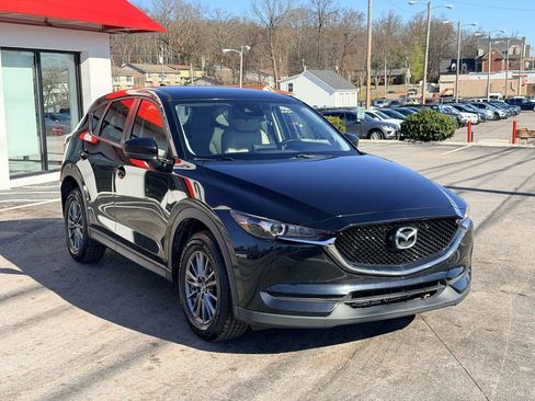 Used 2017 MAZDA CX-5 Touring image 8