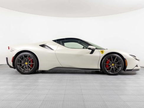Used 2025 Ferrari SF90 Spider AWD/4WD image 27