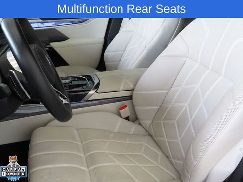 Used 2023 BMW 760i xDrive w/ Executive Package AWD/4WD image 12