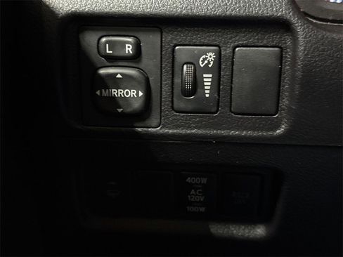 Used 2012 Toyota 4Runner Limited image 18