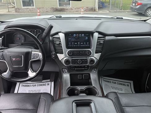 Used 2020 GMC Yukon SLT AWD/4WD image 8