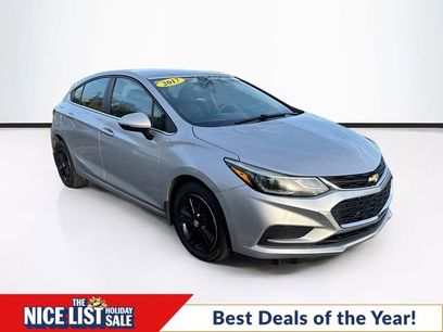 Used 2017 Chevrolet Cruze LT