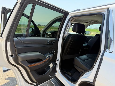 Used 2019 Chevrolet Tahoe Premier AWD/4WD image 27