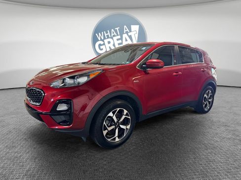 Certified 2022 Kia Sportage LX AWD/4WD image 8
