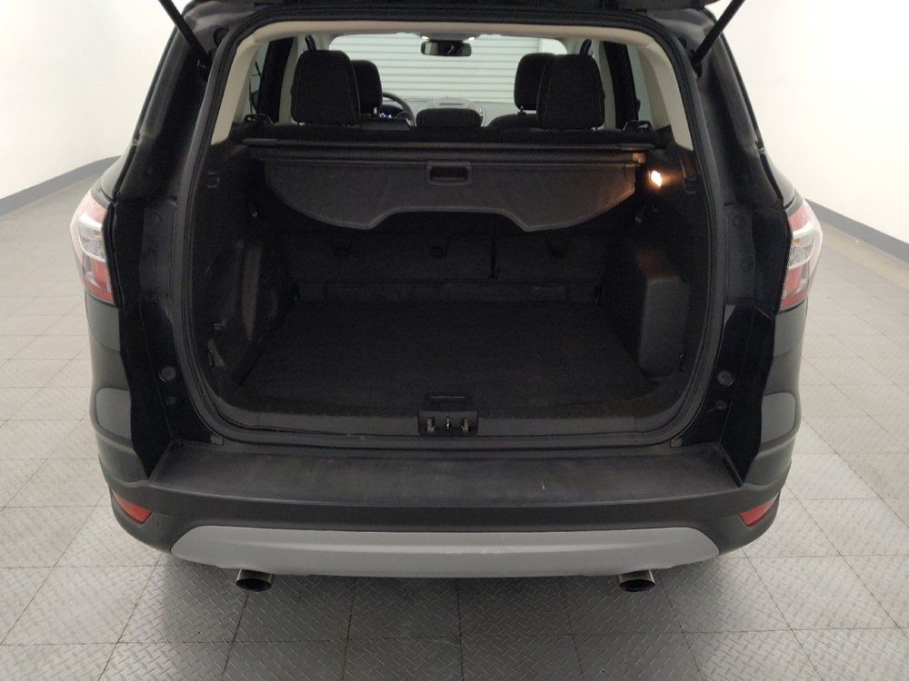 Used 2018 Ford Escape SE w/ Ford Safe & Smart Package AWD/4WD image 29