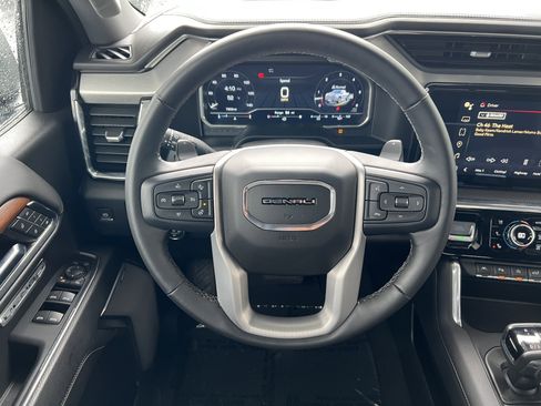 Used 2023 GMC Sierra 1500 Denali w/ Denali Reserve Package AWD/4WD image 25
