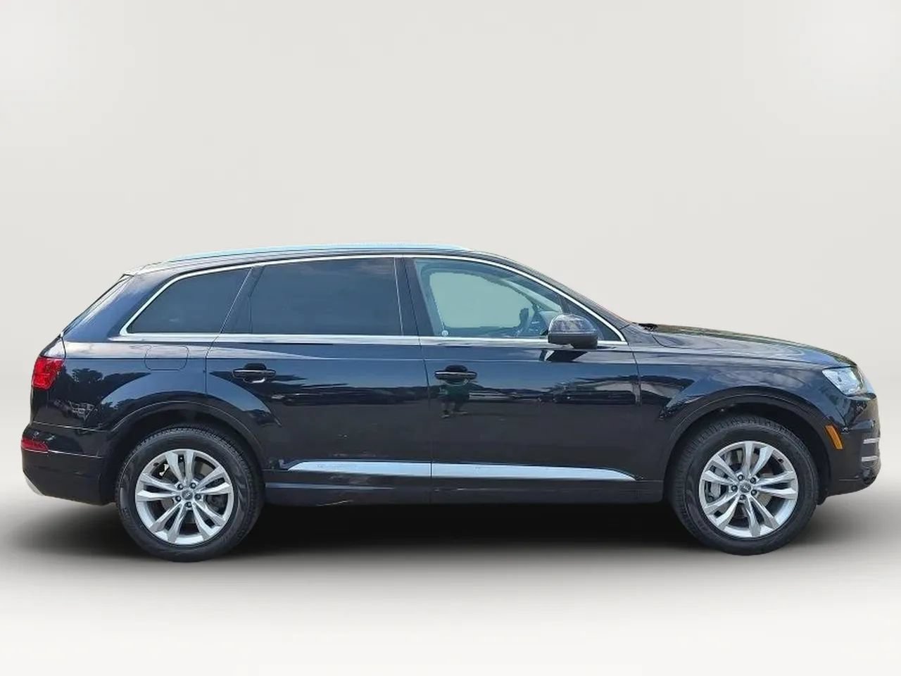 Used 2017 Audi Q7 3.0T Premium Plus AWD/4WD image 9