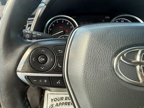 Used 2022 Toyota Camry XLE AWD/4WD image 21