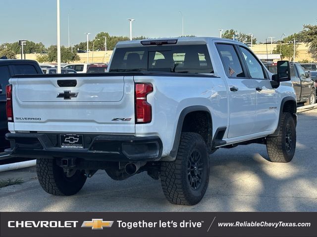 Used 2026 Chevrolet Silverado 2500 ZR2 AWD/4WD image 4