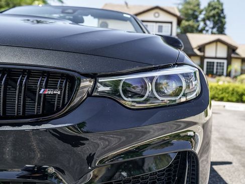 Used 2020 BMW M4 Convertible w/ Competition Package RWD image 79