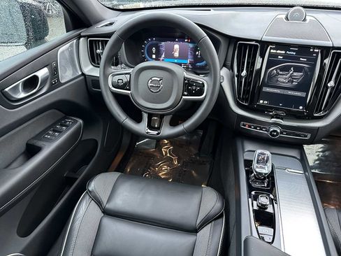 Certified 2024 Volvo XC60 T8 Ultimate w/ Climate Package image 17
