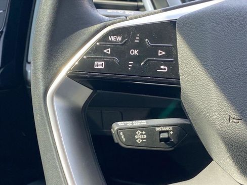 Used 2023 Audi Q4 e-tron Premium Plus w/ Premium Plus image 6