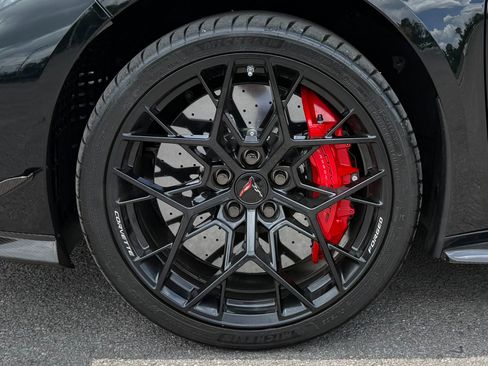 Used 2026 Chevrolet Corvette ZR1 w/ ZR1 Carbon Fiber Aero Package RWD image 10