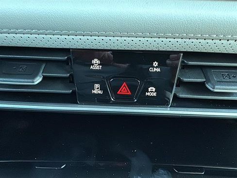 New 2026 Volkswagen Atlas Cross Sport SEL Premium R-Line image 25