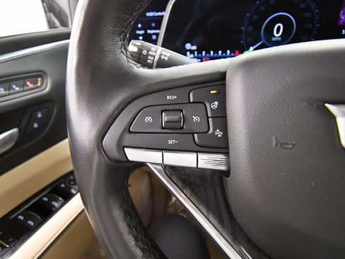 Used 2022 Cadillac Escalade Premium Luxury image 21