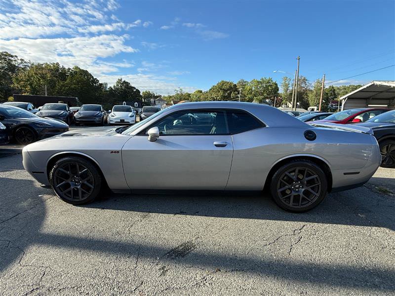 Used 2017 Dodge Challenger R/T w/ Sound Group RWD image 2