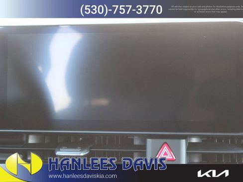 New 2026 Kia Carnival EX image 30