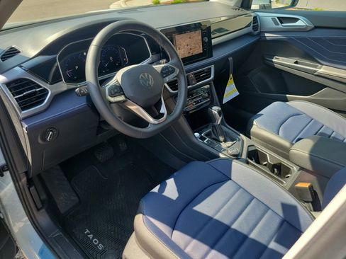 New 2026 Volkswagen Taos SEL AWD/4WD image 30