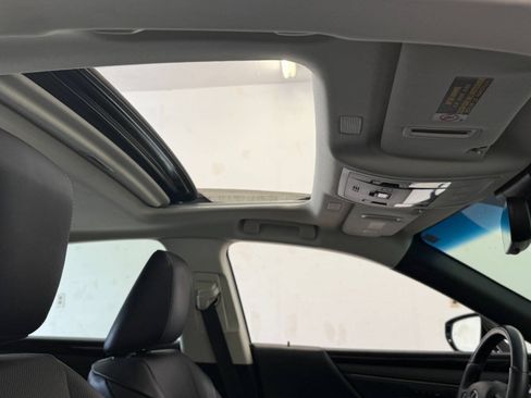 Used 2021 Lexus ES 250 w/ Premium Package AWD/4WD image 28
