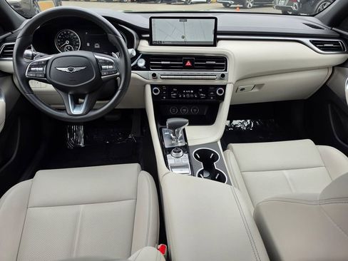 Used 2025 Genesis G70 2.5T AWD/4WD image 17