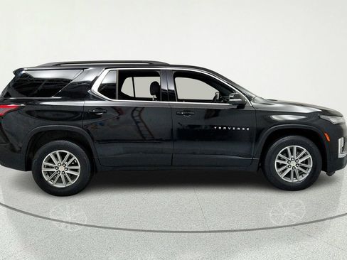 Used 2023 Chevrolet Traverse LT FWD image 6