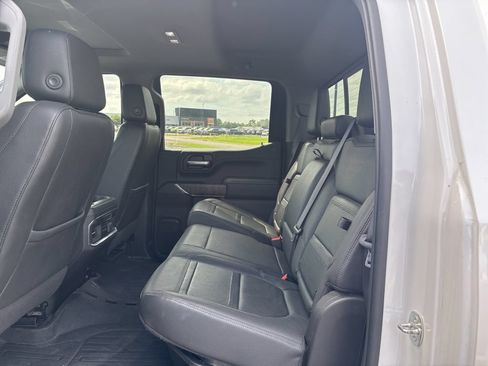Used 2020 GMC Sierra 1500 Denali w/ Denali Ultimate Package AWD/4WD image 10