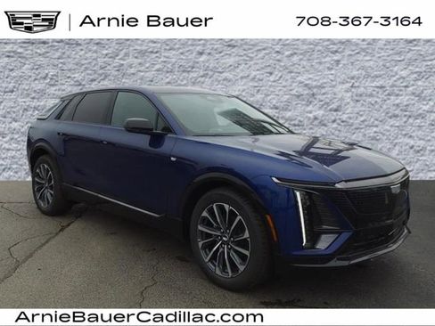 New 2025 Cadillac Lyriq Sport image 1