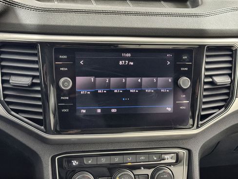 Used 2018 Volkswagen Atlas SEL image 18